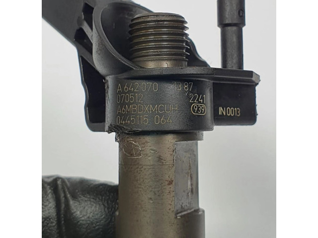 Форсунка A6420701387    Chrysler 300 - 300C   