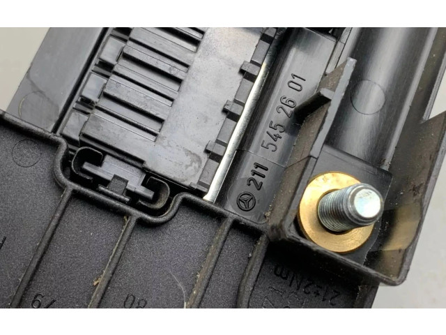 Блок предохранителей 2115452601 Mercedes-Benz R W251