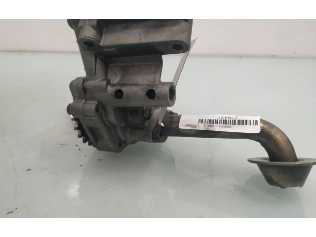 Масляный насос BXE 038115121A Skoda Octavia Mk2 (1Z)