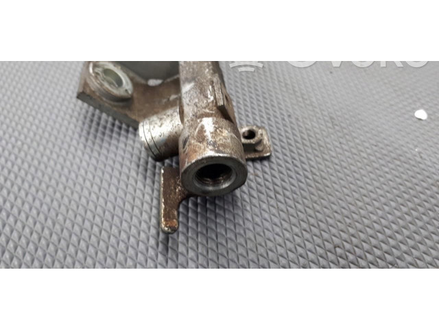 Vstřikovací lišta Daihatsu Feroza