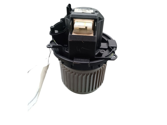 Вентилятор печки    272104788R   Renault Clio V