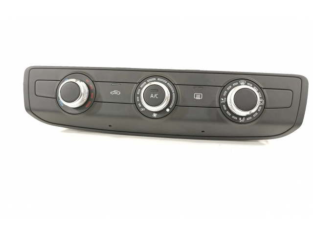 Блок управления климат-контролем 83A820047F Audi A1