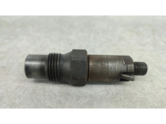 Vstřikovač LCR6705402D Peugeot 504 1.8