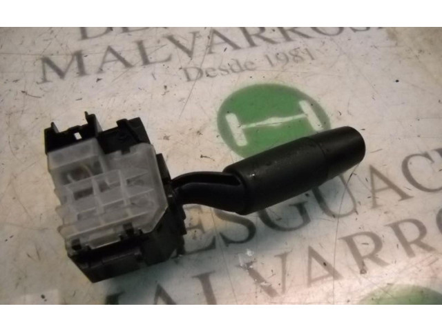 Ручка стеклоочистителей Mazda 3 I