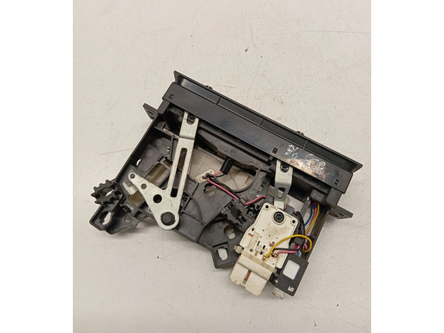 Блок управления климат-контролем    Mazda 323 F