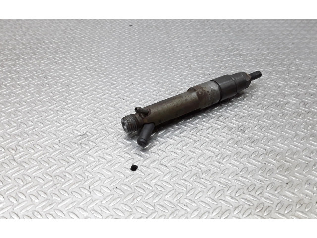 Vstřikovač 038130202A Seat Toledo II (1M)