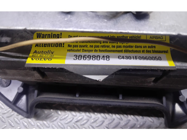 Подушка безопасности водителя 30698048   Volvo S80