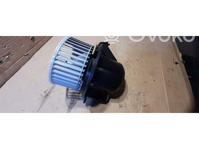 Вентилятор печки    EE797001   Renault Twingo III