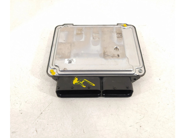 Блок управления двигателя 03G906012KH, 0281013226 Volkswagen Golf SportWagen