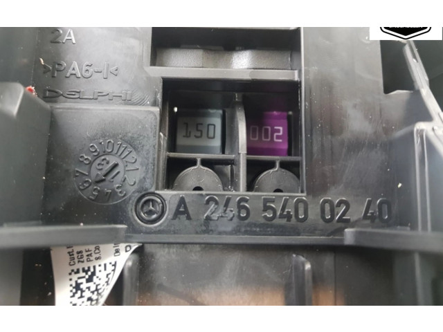 Блок предохранителей A2469067200, A2465400240 Mercedes-Benz A W176