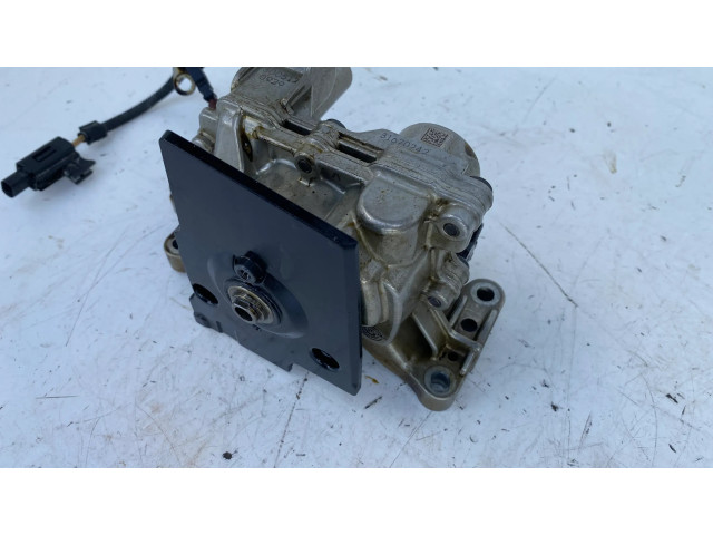 Čerpadlo oleje 31670242 Volvo V40 1.5