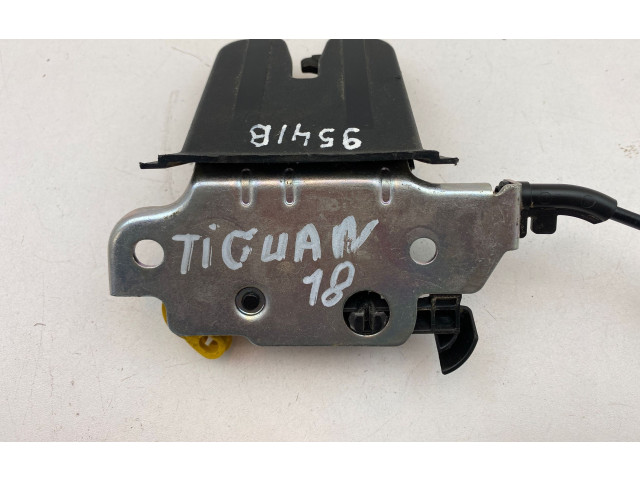 Zámek zadních dveří 5N827506   Volkswagen Tiguan Allspace 2018