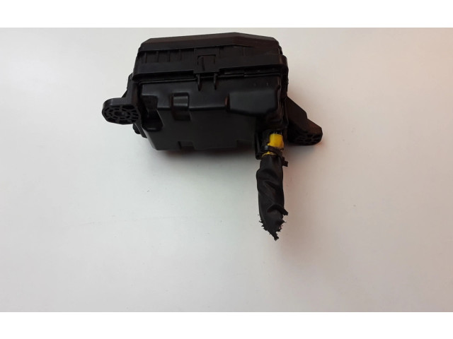 Блок предохранителей 8565A392 Mitsubishi Outlander