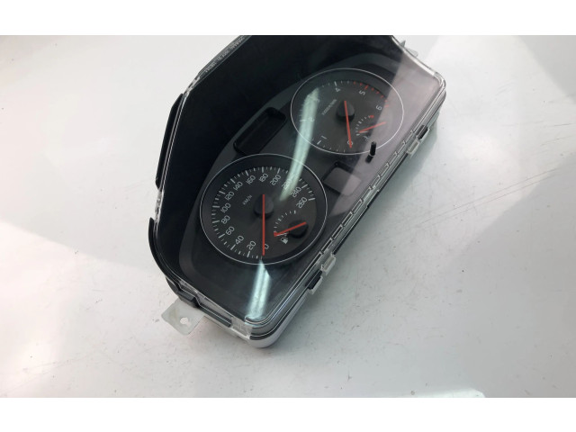 Панель приборов 31296228   Volvo C70       