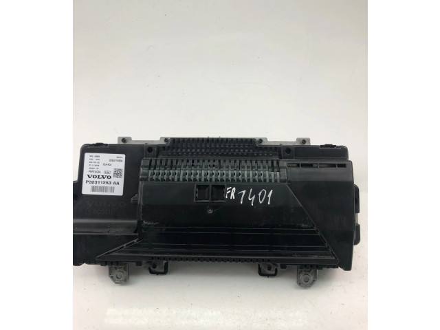 Панель приборов P32311253AA Volvo S60