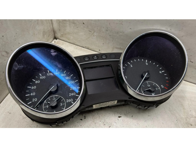 Přístrojová deska Mercedes-Benz R W251 2007 A2515403548