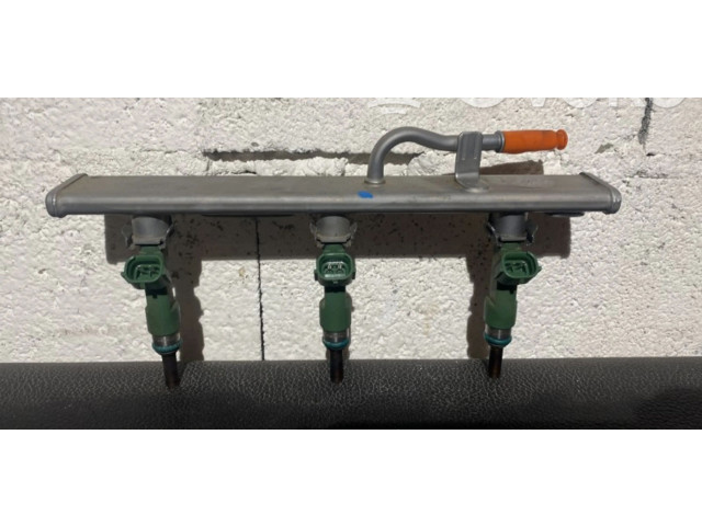 Vstřikovací lišta 175204021R Renault Clio V H4D_450