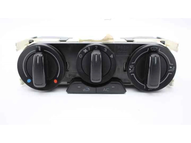 Блок управления климат-контролем 8X0820045   Audi A1