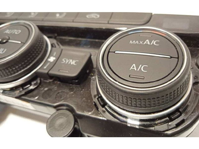 Блок управления климат-контролем 5G0907044FP, 5HB012670 Volkswagen Golf SportWagen