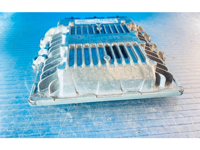 Блок управления двигателя 31211071AA   Volvo V50