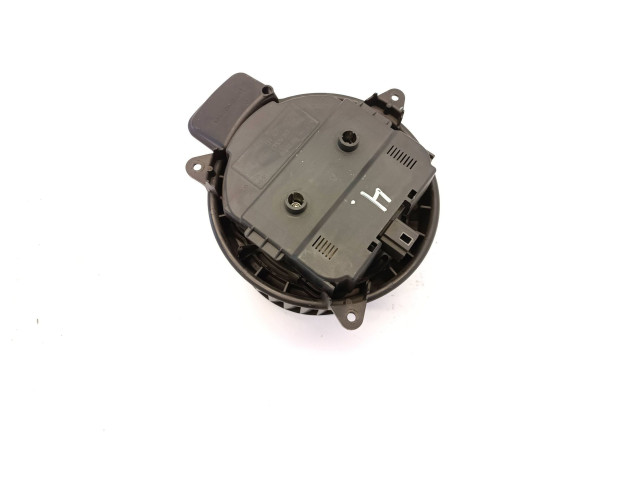 Вентилятор печки    4H2820021B   Audi A7 S7 4G