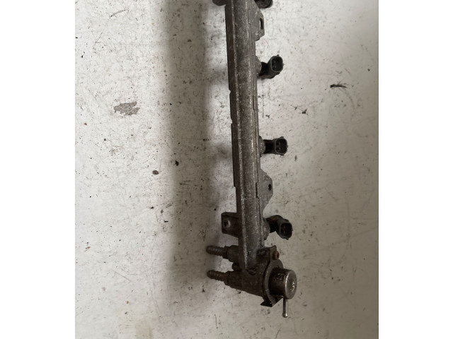 Топливная рампа 036133319   Audi A3 S3 8P   для двигателя BLS