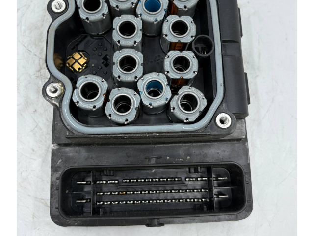Блок управления АБС 5N0614109CD   Audi A4 Allroad B9