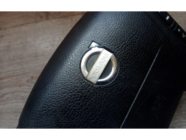 Подушка безопасности водителя 30754313, 30658933 Volvo V70