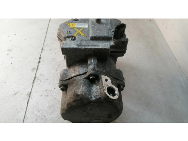 Компрессор (насос) кондиционера воздуха