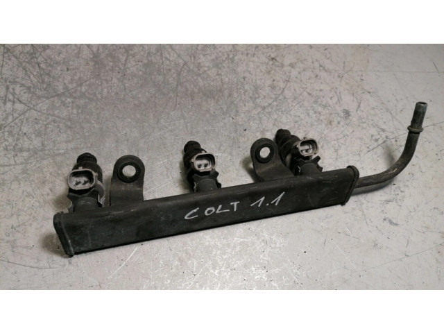 Топливная рампа MR988977 Mitsubishi Colt 1.1