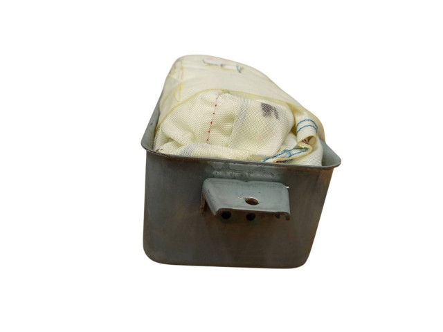 Подушка безопасности пассажира P05108093AF, TYSN81362P0885 Jeep Grand Cherokee