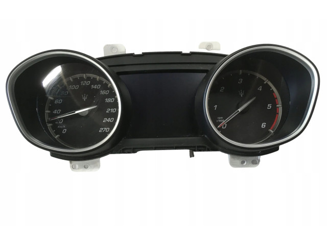 Přístrojová deska Maserati Levante 2017 670101177