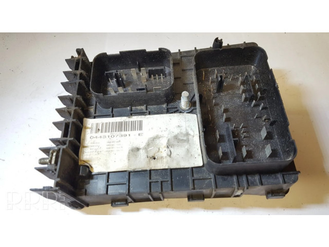   Pojistková skříňka 0443107391E, 1K0937809   Volkswagen Touran  2005