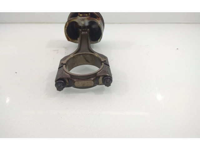 Поршень Skoda Superb B6 (3T)