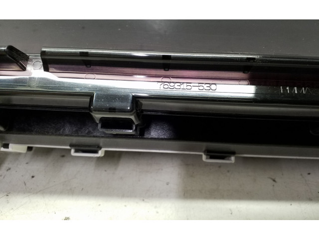 Přístrojová deska Toyota Prius+ (ZVW40) 2012 769166990, 8380047590