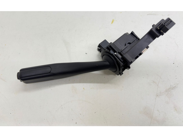 Ручка поворотов/ фонарей 1K0953513G Skoda Octavia Mk2 (1Z)