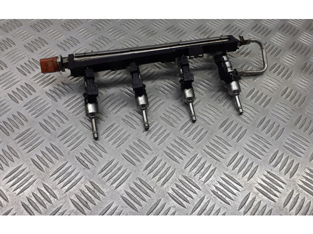 Топливная рампа 03F133320C   Skoda Fabia Mk1 (6Y)  