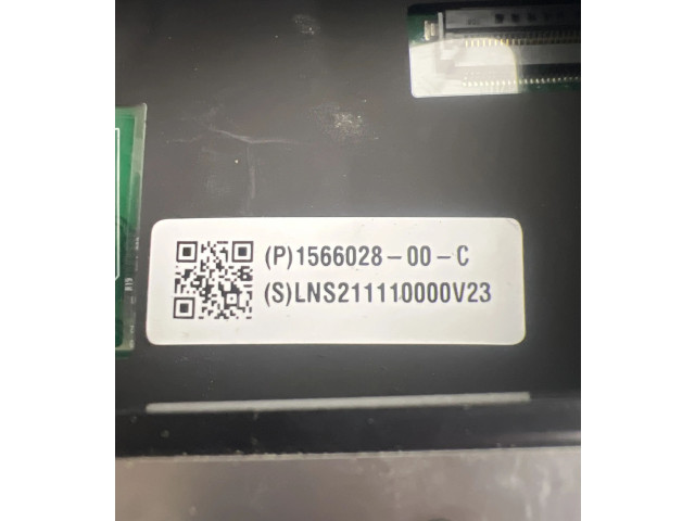 Дисплей 156602800C Tesla Model S