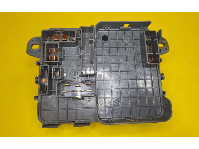 Блок предохранителей Rover 75