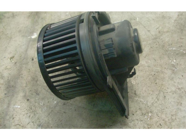Вентилятор печки       Volkswagen Golf SportWagen