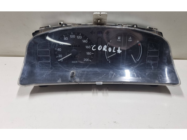 Přístrojová deska Toyota Corolla Verso E110 1999 83800, 1A081