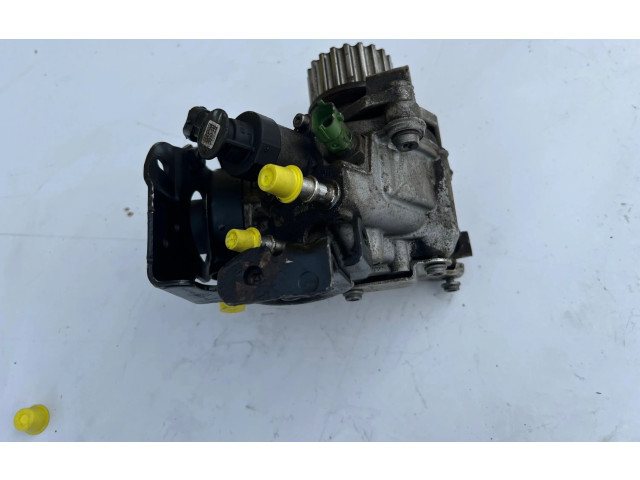 Топливный насос     Renault Clio IV   