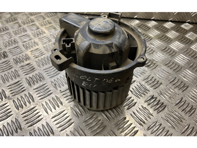 Вентилятор печки Mitsubishi Colt