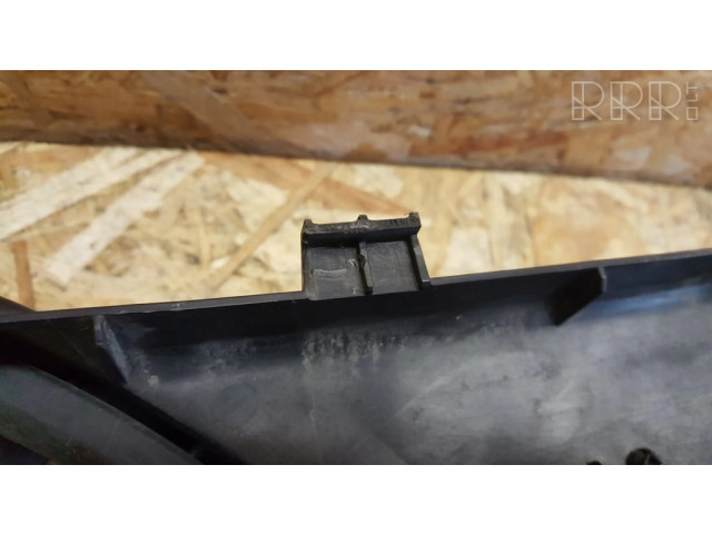 Вентилятор радиатора     3M518C607GC, 0130303929    Volvo V50 2.4