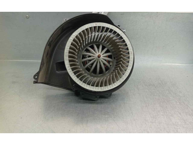 Вентилятор печки 6R1819015 Skoda Fabia Mk3 (NJ)