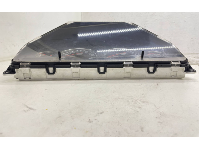 Панель приборов 30682277, 8602885   Volvo V70       