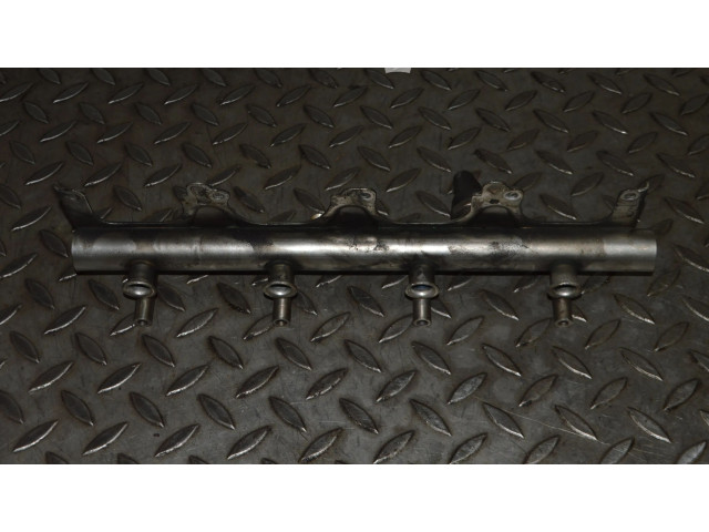 Vstřikovací lišta 06F133317, 06D906051A   Audi TT TTS Mk2    BWA 