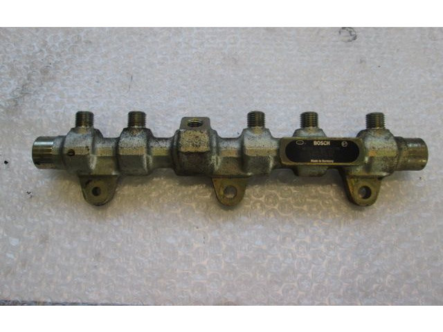 Vstřikovací lišta 46739953 Alfa Romeo 156