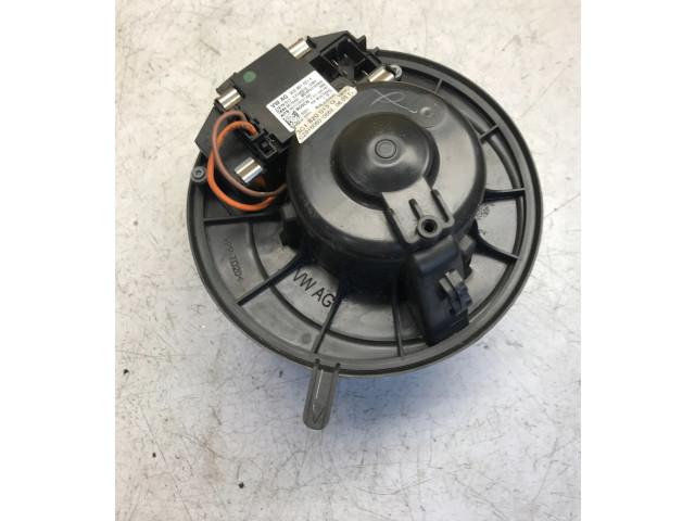 Вентилятор печки    3C1820015Q   Skoda Superb B6 (3T)