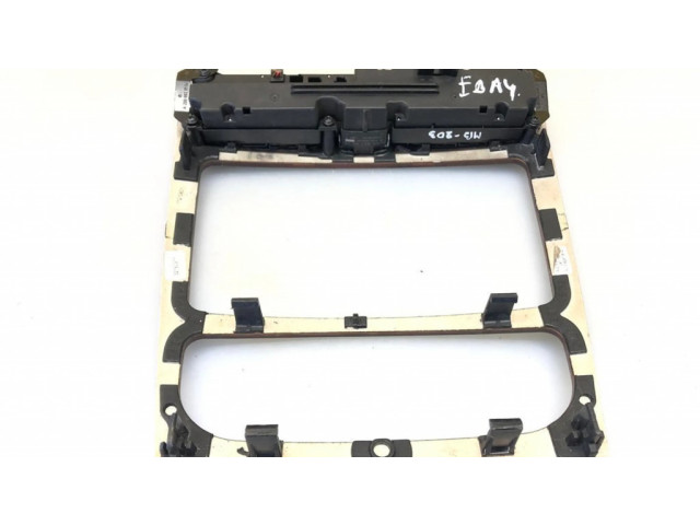 Включатель аварийных фонарей